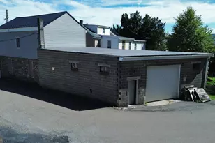 148 N 3rd, Saint Clair, PA 17970 - Photo 2