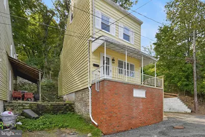 1023 W Schuylkill Avenue, Pottsville, PA 17901 - Photo 6