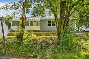 2 Brown Ln, Pine Grove, PA 17963 - Photo 6