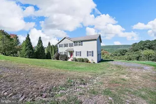 37 W Walnut St, Ringtown, PA 17967 - Photo 4