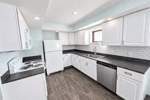 1035-1039 Walnut St, Ashland, PA 17921 - Photo 2