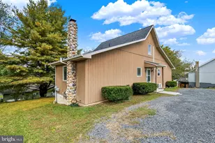 203 Hatchet Cove, Auburn, PA 17922 - Photo 1