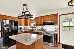 203 Hatchet Cove, Auburn, PA 17922 - Photo 4
