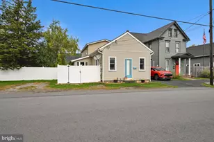 217 Dietrich Ave, Tower City, PA 17980 - Photo 4