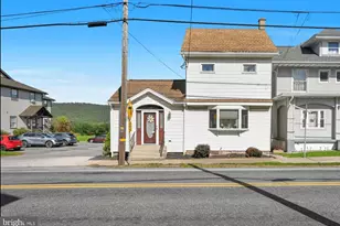 532 E Main St, Hegins, PA 17938 - Photo 2