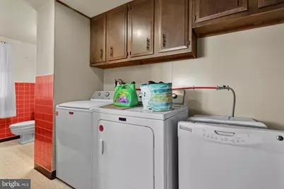 532 E Main Street, Hegins, PA 17938 - Photo 18