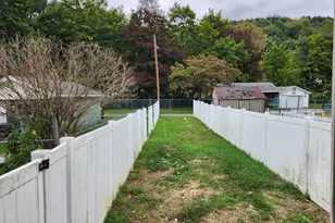 350 W Main St, Girardville, PA 17935 - Photo 6