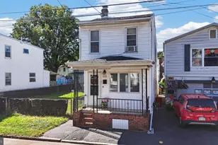 208 S Morris St, Saint Clair, PA 17970 - Photo 2