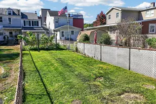208 S Morris St, Saint Clair, PA 17970 - Photo 4