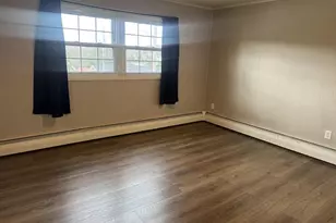 317 S Nice St, Frackville, PA 17931 - Photo 8