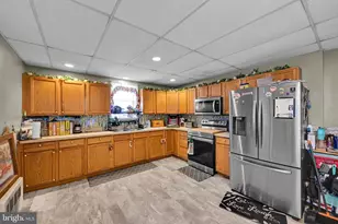 301 S Spring Garden St, Pottsville, PA 17901 - Photo 10