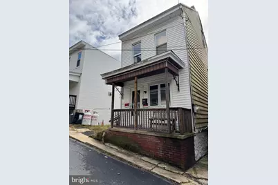 318 W Chester Street, Shenandoah, PA 17976 - Photo 1