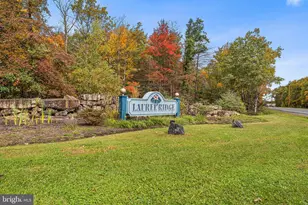 23 Lia Rd, Frackville, PA 17931 - Photo 2