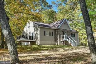 322 N Spring Mountain Dr, Zion Grove, PA 17985 - Photo 2