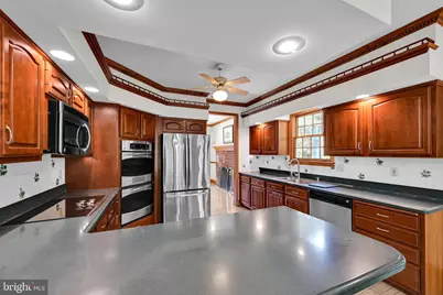 8 Tall Oaks Drive, Pottsville, PA 17901 - Photo 8