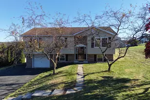 1107 Indian Dr, Auburn, PA 17922 - Photo 2
