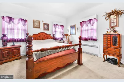 200 W Lloyd Street, Shenandoah, PA 17976 - Photo 14
