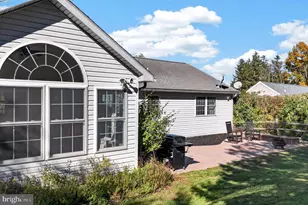 686 W Wynonah Dr, Auburn, PA 17922 - Photo 28