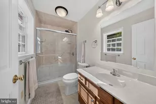 686 W Wynonah Dr, Auburn, PA 17922 - Photo 16