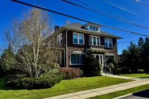 77 N Center St, Frackville, PA 17931 - Photo 1