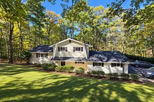 2524 Papoose Dr, Auburn, PA 17922 - Photo 2
