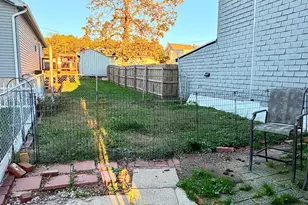 61 N Railroad St, Frackville, PA 17931 - Photo 14