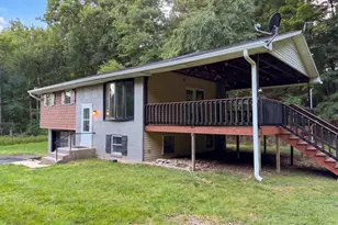 113 N Lake Rd, Pottsville, PA 17901 - Photo 1