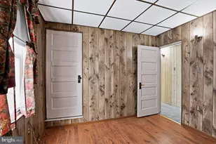 428 W Washington St, Frackville, PA 17931 - Photo 18