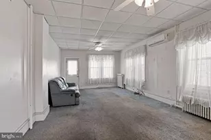 428 W Washington St, Frackville, PA 17931 - Photo 8