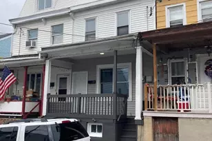230 Twin St, Minersville, PA 17954 - Photo 2