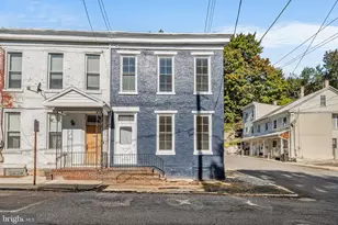 400 W Arch St, Pottsville, PA 17901 - Photo 1
