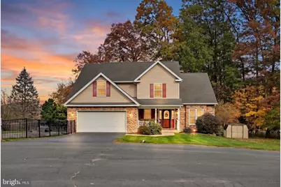 8 Durham Drive, Pottsville, PA 17901 - Photo 2