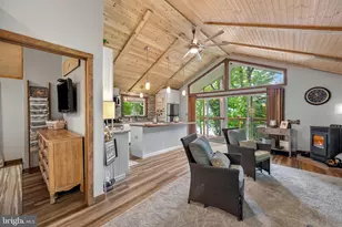 112 Scenic View Dr, Addison, PA 15411 - Photo 8