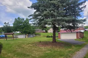 202 Main Street S, Conemaugh Township, PA 15928 - Photo 6