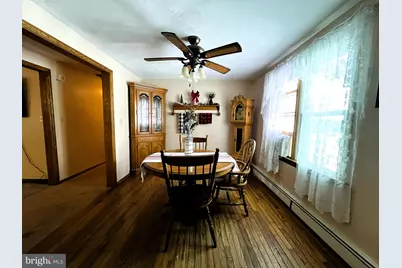 2 E New Market Street, Freeburg, PA 17827 - Photo 12