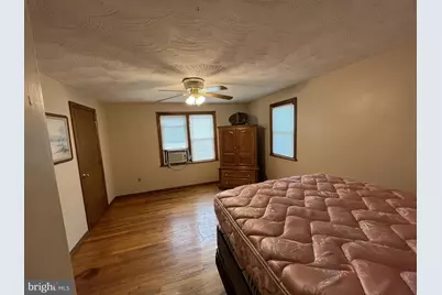 2 E New Market Street, Freeburg, PA 17827 - Photo 26