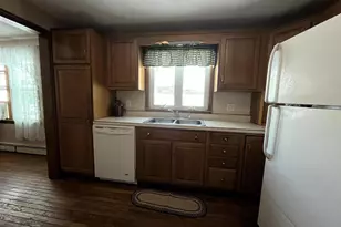 2 E New Market St, Freeburg, PA 17827 - Photo 8