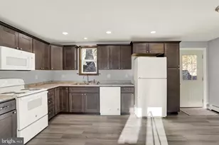 1667 Route 204, Selinsgrove, PA 17870 - Photo 10