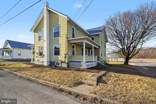 325 E Market St, Beavertown, PA 17813 - Photo 40