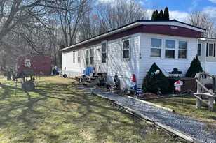 4 Oxford Dr, Selinsgrove, PA 17870 - Photo 2