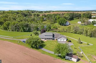 1105 Red Hill Rd, Port Trevorton, PA 17864 - Photo 6