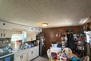 16 E Church St, Freeburg, PA 17827 - Photo 26