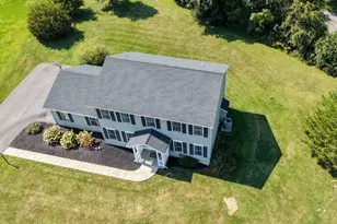 3 Creekside Dr, Selinsgrove, PA 17870 - Photo 2