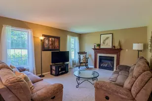 3 Creekside Dr, Selinsgrove, PA 17870 - Photo 4