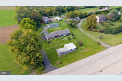 8842 S Susquehanna Trl, Port Trevorton, PA 17864 - Photo 2