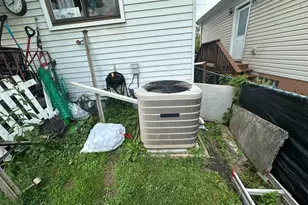 2018 Constitution Blvd, New Kensington, PA 15068 - Photo 6