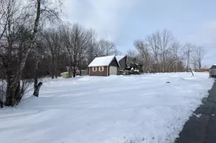 64 Highpoint Dr, Lake Ariel, PA 18436 - Photo 2