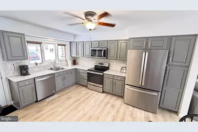 84 Lakeview Dr, Lakeville, PA 18438 - Photo 12