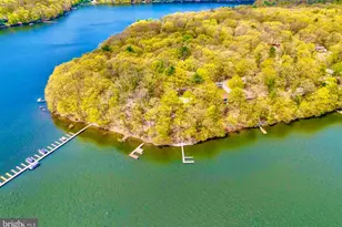 84 Lakeview Dr, Lakeville, PA 18438 - Photo 2