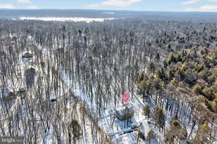 1073 West Side Dr, South Sterling, PA 18445 - Photo 18